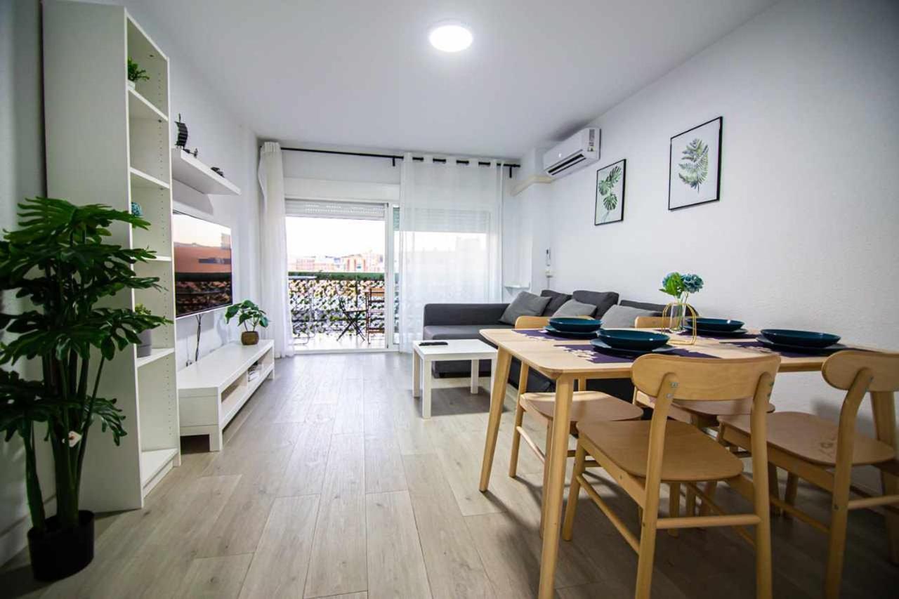 מאלגה Apartamento Heroes De Sostoa מראה חיצוני תמונה
